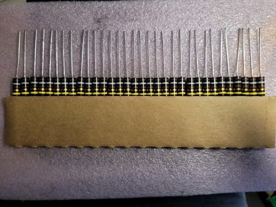 (32ea)  1W 1 Watt  180 Ohm  5% CARBON COMP RESISTOR  RCR32G181JS MIL SPEC