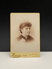 Lenz San Diego Cal. Victorian Lady W/ Curly Hair & Nice Dress Cabinet Card Photo