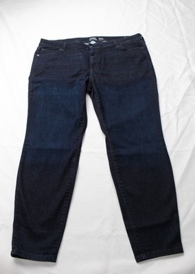 Amazon Essentials Women's Short Skinny Jeans BL1 Blue Size 20 Short NWT