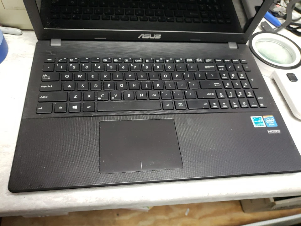 Asus X55C Intel 2 core 2.16GHz no power cord 4gb ram read ad free ship - Image 2 of 4