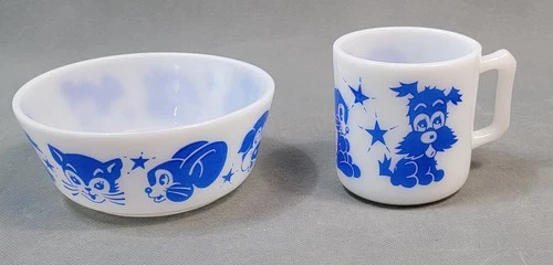 Vintage HAZEL ATLAS Blue  ANIMAL CARTOON Children Kiddie CEREAL BOWL & MUG