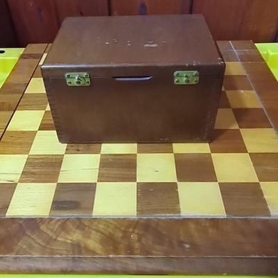Vintage Drueke No. 35B Chess Set w/ Solid Wood 18'' Board Grand Rapids Michigan