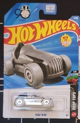 Hot Wheels Pass 'N Go Drop Tops Monopoly 2026 1:64 Diecast Car