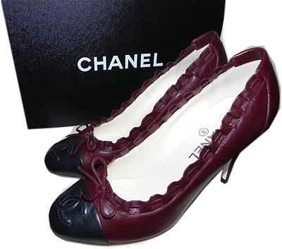 靴 Vintage Chanel CC bow heels 39 1/2 Vintage CHANEL Shoes Two Tone Brown Black Leather CC Bow