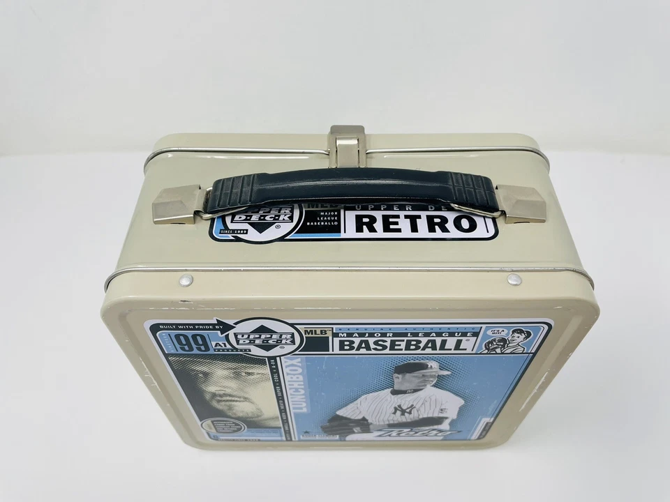 Lonchera Upper Deck Retro MLB 1999 lata de metal Roger Clemens vacía Foto 4 de 4