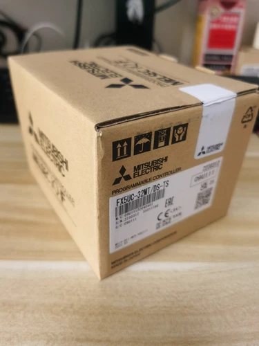 1PC Mitsubishi FX5UC-32MT/DS-TS PLC FX5UC32MT/DSTS New In Box Fast Shipping - Picture 1 of 5