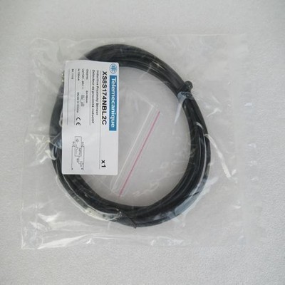     Sensor XS8S174NBL2C Yuanzhou District #W9
