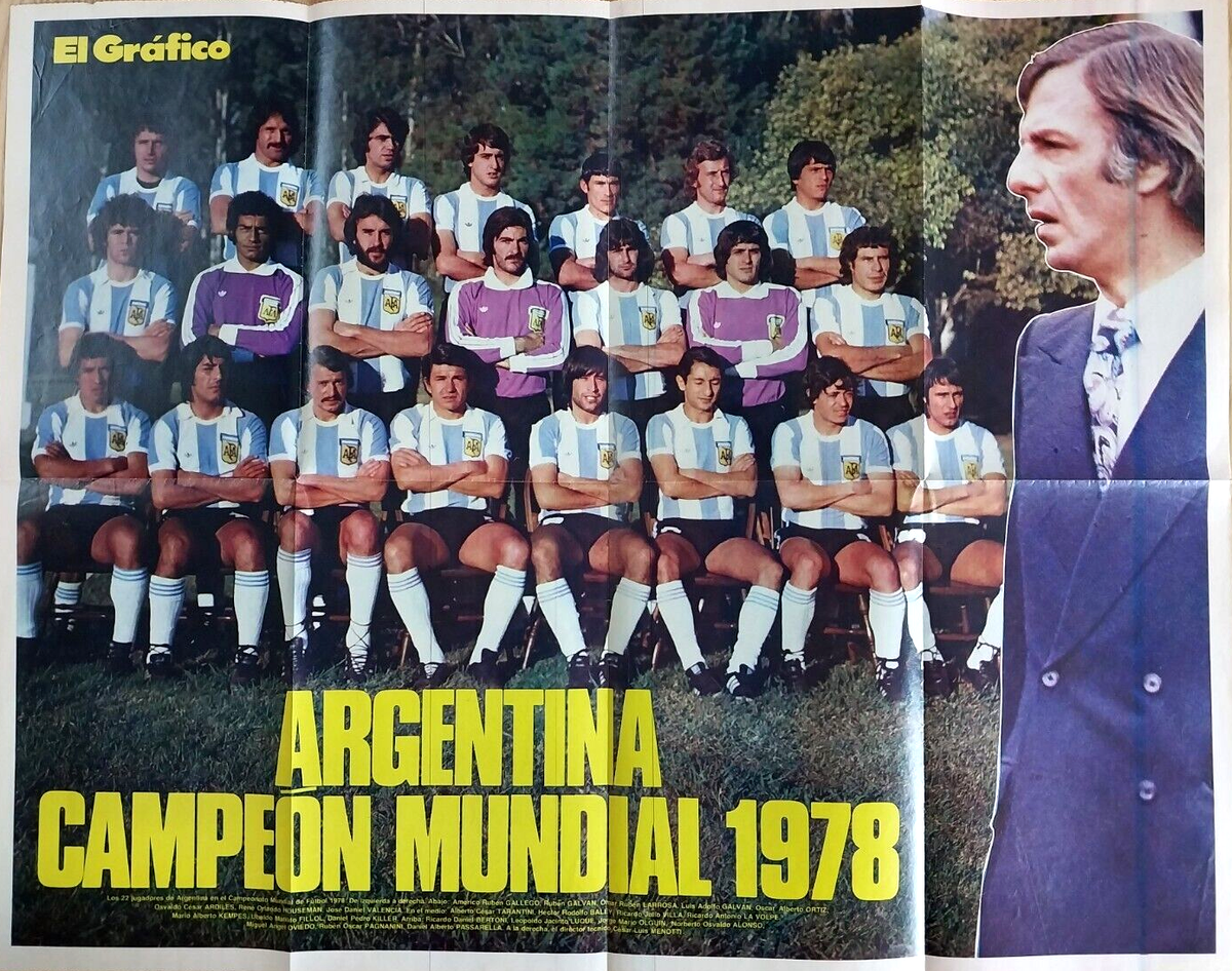 Photo Ancienne 1978 - Mario Kempes Célèbre Son But Avec L'Argentine - Vintage