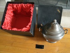 Soupière en étain LYS ROYAL fait main série limitée étain 97% numérotée