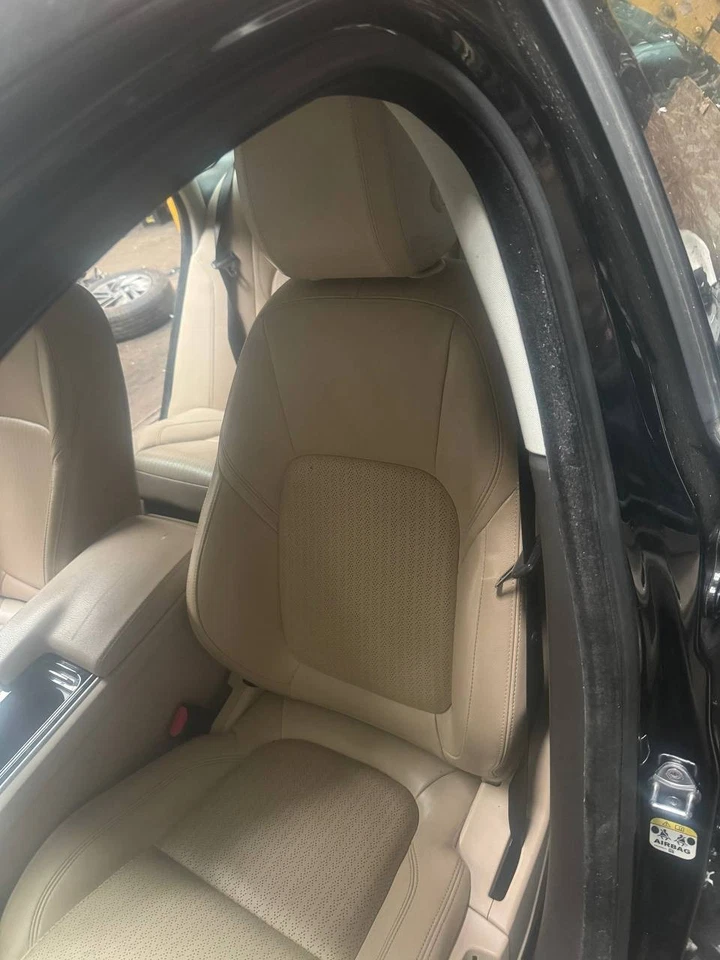 JAGUAR XE R SPORT 2015-2020 PASSENGER SIDE FRONT LEATHER SEAT WITH AIRBAG BEIGE - Image 2 of 3