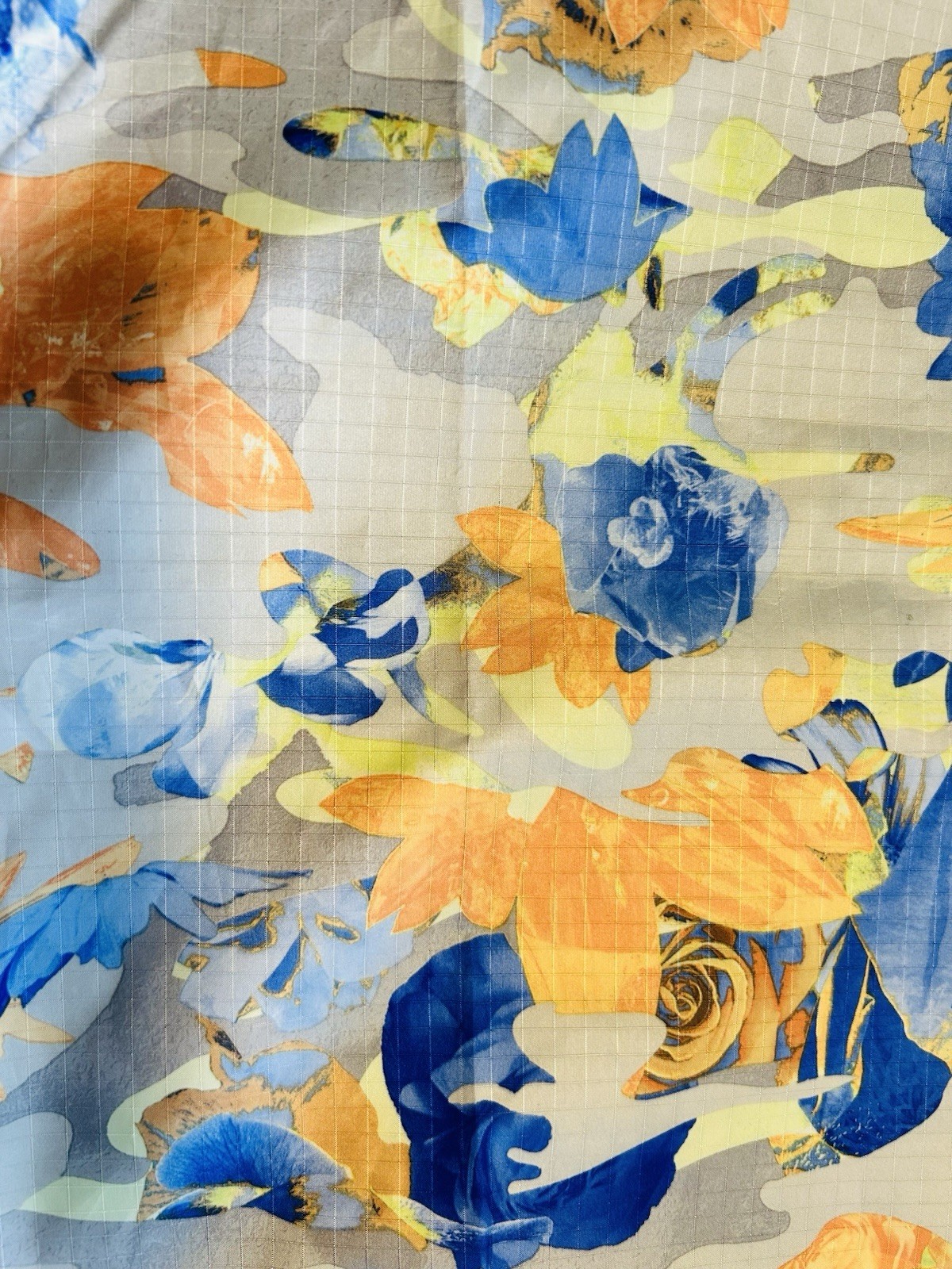 Nike Women’s White and Blue Floral Print Jogger NWT Size Medium thumbnail 8