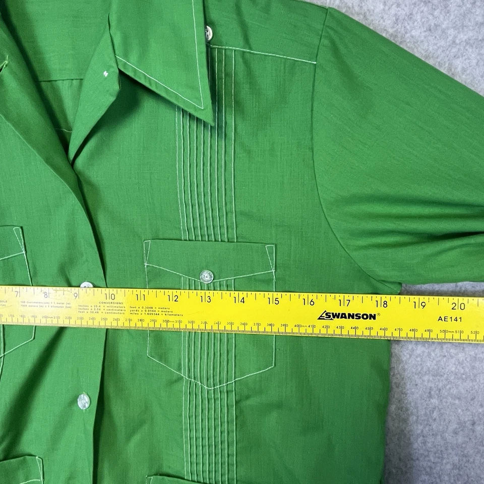 Camisa Guayabera Para Mujer L Verde Manga Larga 4 Bolsillos Plisada Frontal Estilo Cubano Foto 4 de 4