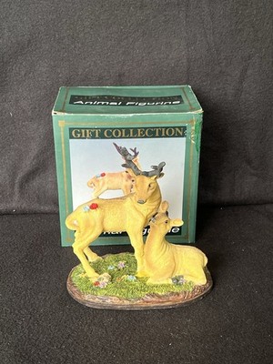 Vtg D.G Co. USA 1998 Deer Stag & Fawn Resting On Grass Resin Figurine Sculpture