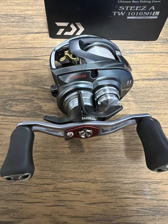 Daiwa STEEZ A TW 1016SHL /fishing /Reel /Some scratches and stains