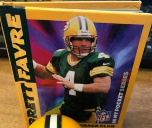 Brett Favre Nfl Quarterback Club In My Pocket Series 1998 Hc Mini Helmet Ebay