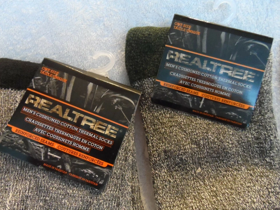 3 pair of Men's Cushioned Cotton Thermal socks by Realtree - Image 3 of 4
