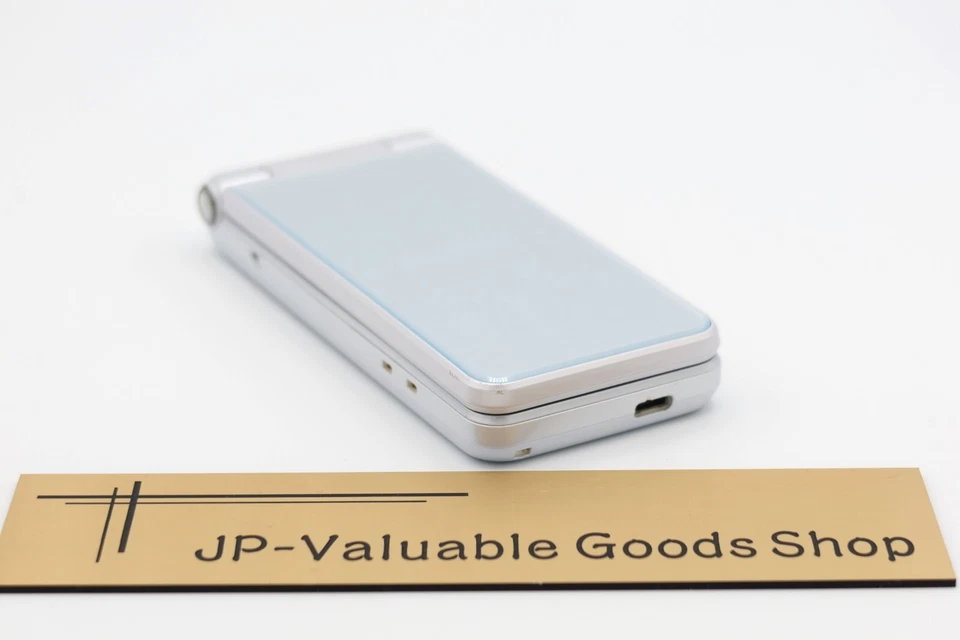 [AA] SHARP AQUOS Keitai 2 601SH 602SH White Flip phone Unlocked SIM Free Japan - Image 2 of 4