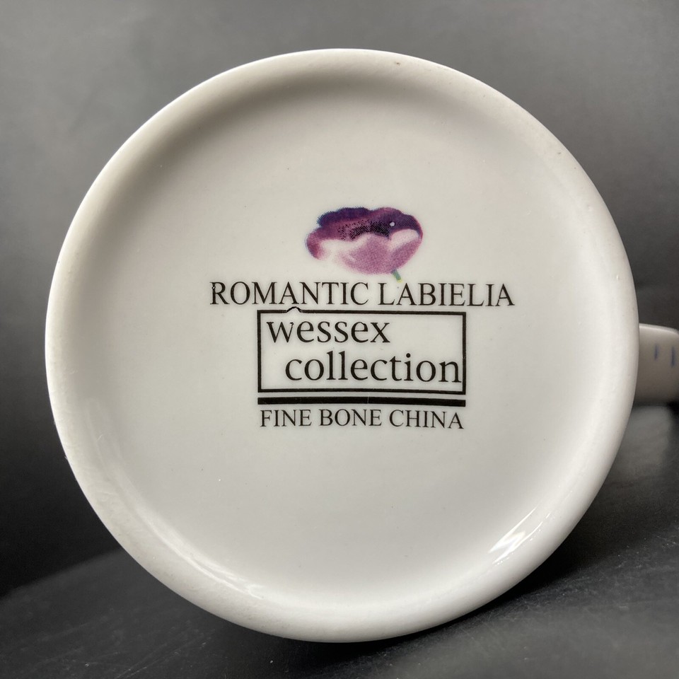 Tasse à Café WESSEX COLLECTION - Porcelaine Fine - Thème Camomille Et Bienfaits Floraux