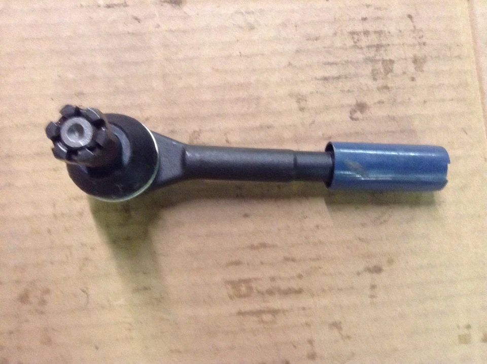 NUEVO NAPA ES2218R extremo de barra de amarre de dirección exterior - se adapta a Chevrolet GMC 83-96 Foto 4 de 4