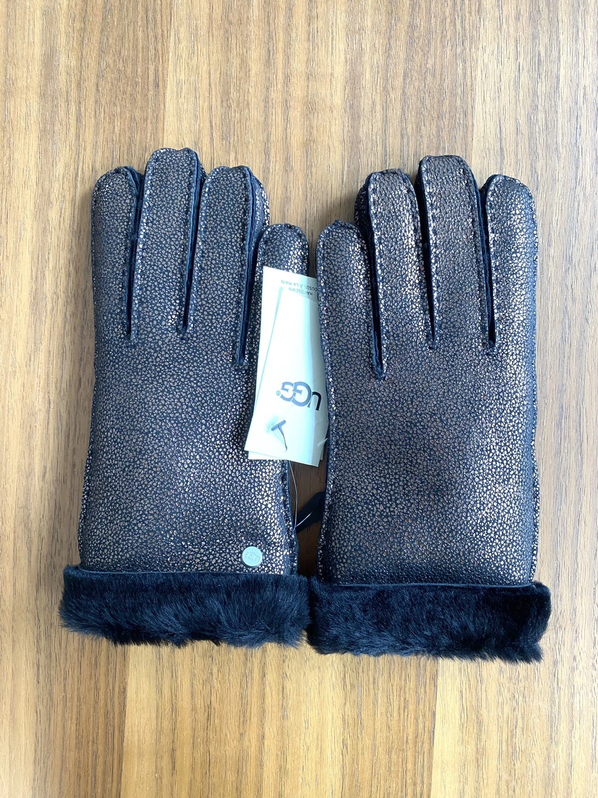 NWT UGG Sheepskin Slim Side Vent Gloves Metallic Black Real Fur Suede Size M