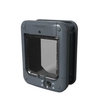 Closer Pets Microchip Activated Cat Flap (360) - ISO and AVID Compa... Fast Ship