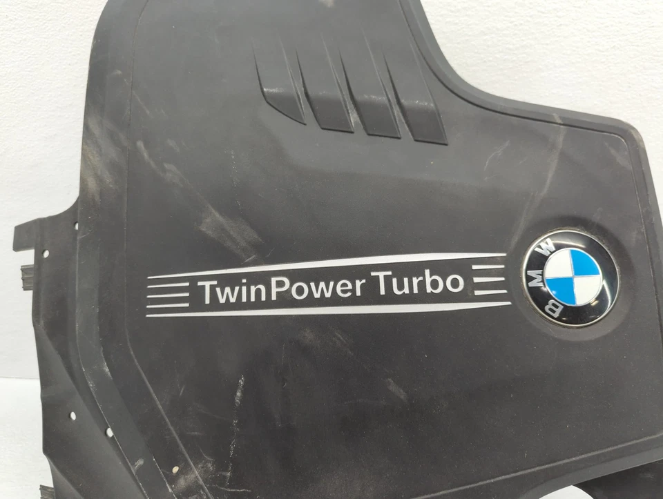Cubierta del motor BMW 320i 2014 Wikch Foto 3 de 4