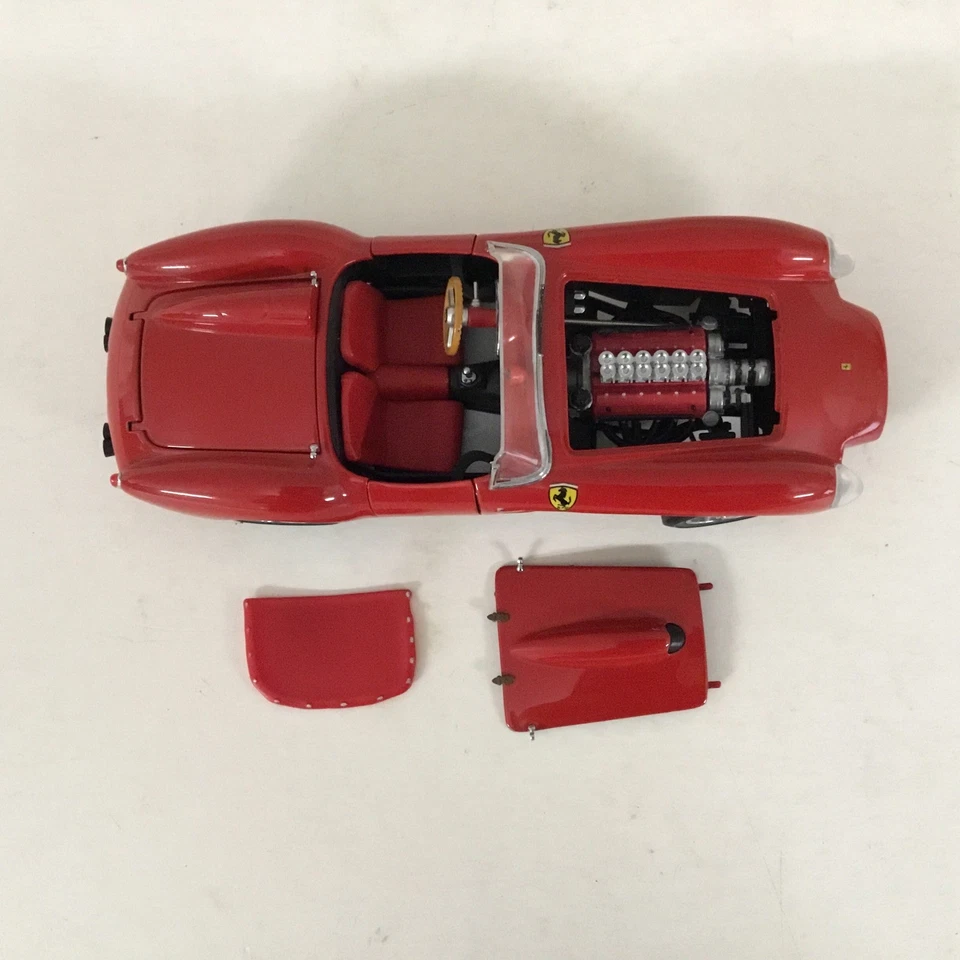1958 年 FERRARI 250 TESTA ROSSA Danbury 完好 1: 24 英寸原装盒 — 第 4/4 张图片