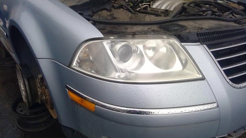 Passenger Right Headlight Halogen Fits 01-05 PASSAT 1231579