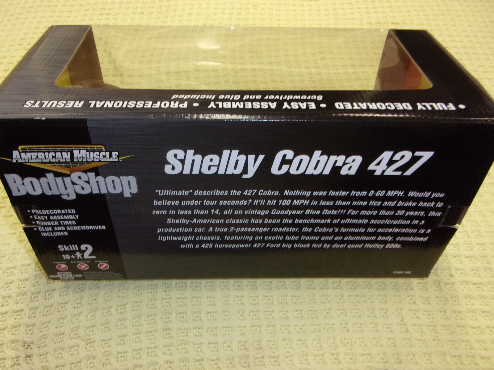 ERTL AMERICAN MUSCLE BODY SHOP SHELBY COBRA 427 118 SCALE DIE CAST