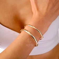 14K Gold Hinged Classic Gold Bracelet, Custom Gold Dome Bangle 4mm 5mm Wide Cuff