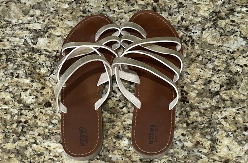 Flat Strappy Sandals Gold 8.5 M 