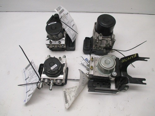 2019 Camry ABS Anti Lock Brake Actuator Pump OEM 51K Miles - LKQ411834899 - Zdjęcie 1 z 3