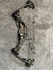 Hoyt Avenger RH Compound Bow