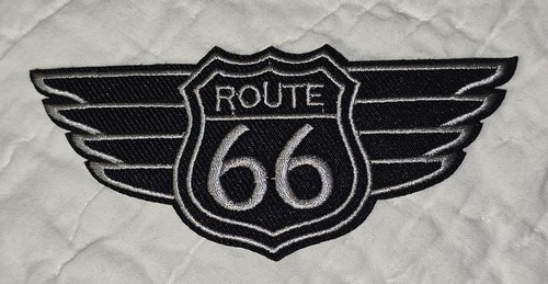 **Nuovo** Nero ROUTE 66 Ricamato Ferro su Patch Spedizione Bassa! 4,5" x 1,75" - Foto 1 di 1