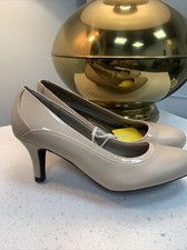 life stride SOFT SYSTEMS shoes ladies 7W beige pumps multi texture