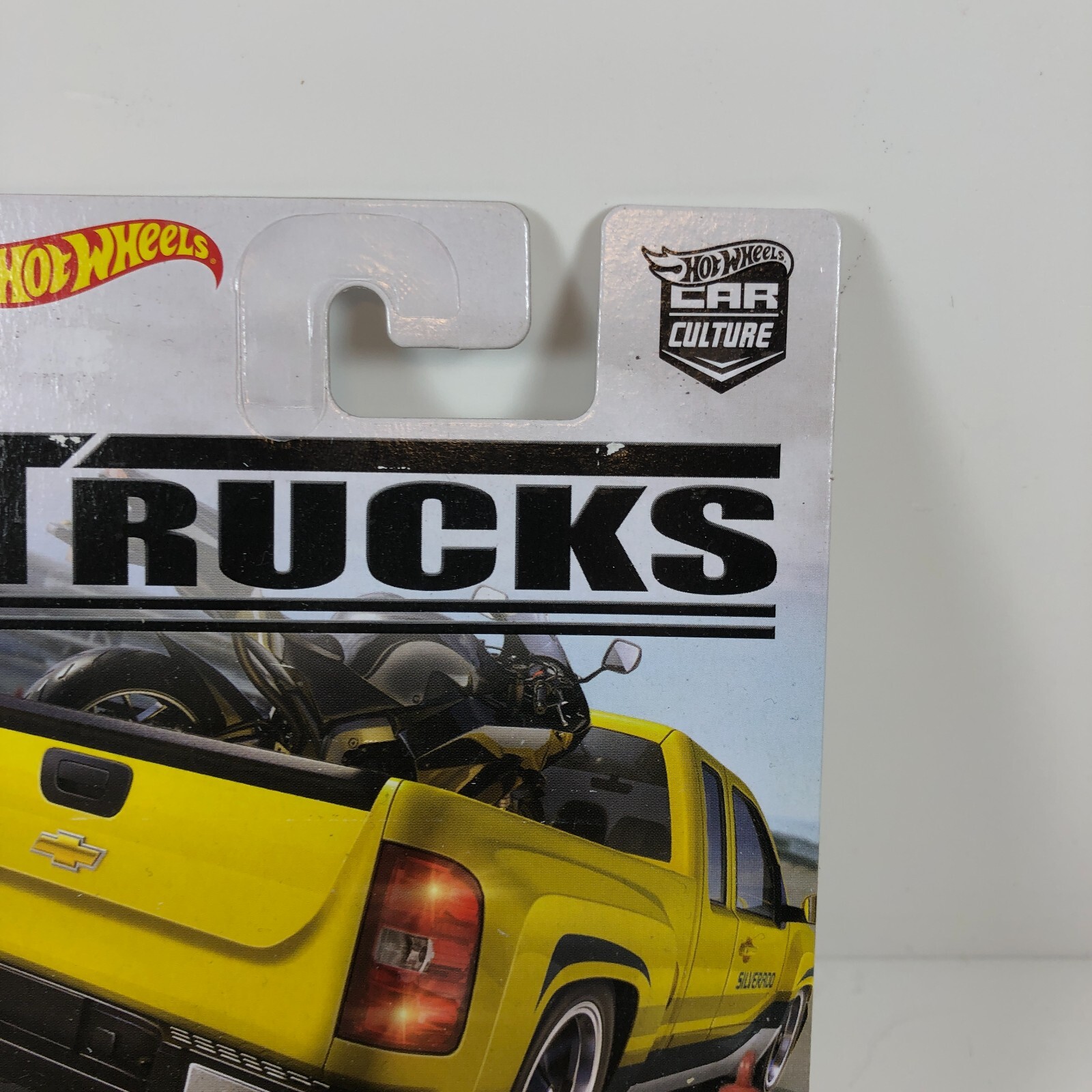 2016 Hot Wheels Car Culture Trucks CHEVY SILVERADO Real Riders 4/5