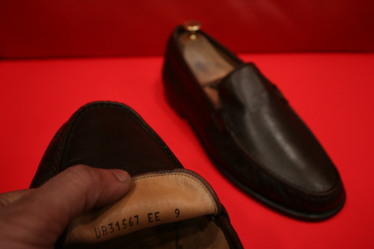 $689.00 !! FERRAGAMO DARK BROWN SUPERB DRESS SLIP-ON LOAFER  display picture 2