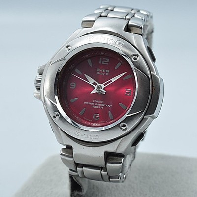 CASIO Baby-G MSG-500 Quarzuhr Herren rotes Zifferblatt silbernes Band Armband...