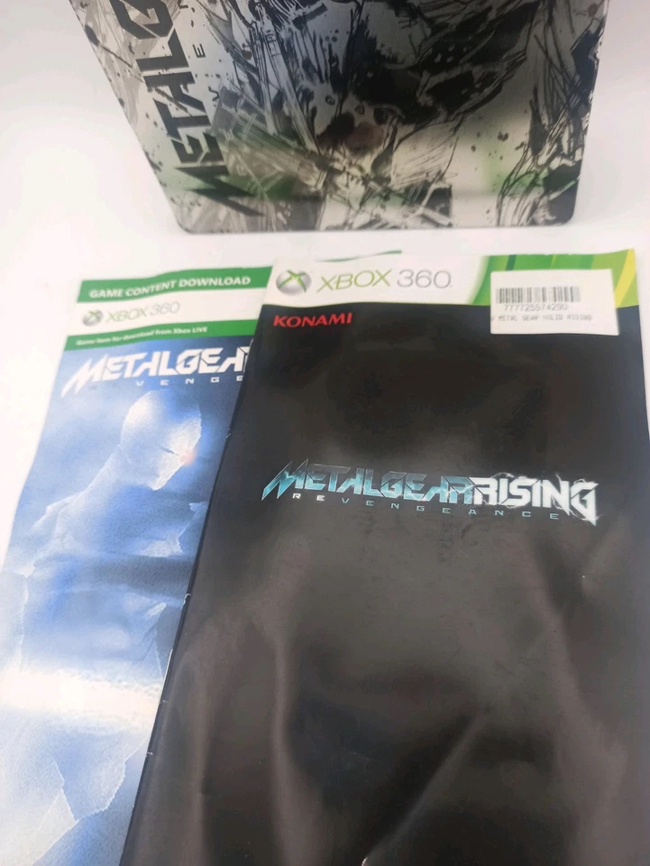 Metal Gear Revengeance Xbox 360 Shinkawa Inferno SteelBook W/Manual - Image 2 of 4