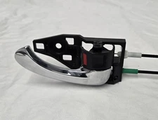 2007-14 Toyota Camry XLE Front RH Right Pass. Door Latch Lock Actuator w/ Handle