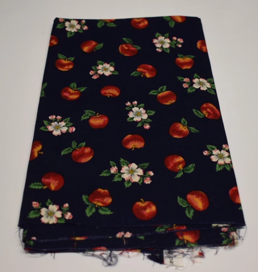2 piece VINTAGE APPLE FABRIC LOT vip CRANSTON USA  red blue blossoms  1 yard + - Image 2 of 4