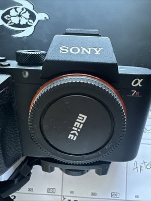 Sony Alpha a7RII (ILCE-7RM2) 42.4MP Mirrorless Camera Kit 6k