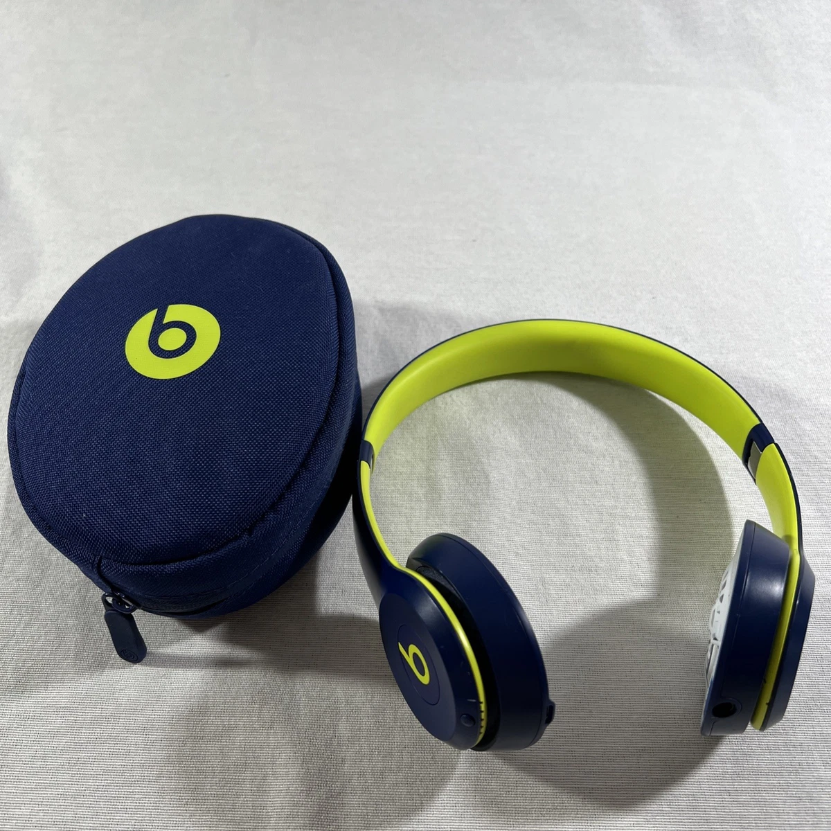 Beats Solo 3 Wirelessヘッドフォン　ブルー Amazon.com: Beats by Dr. Dre - Beats Solo3 Wireless On-Ear