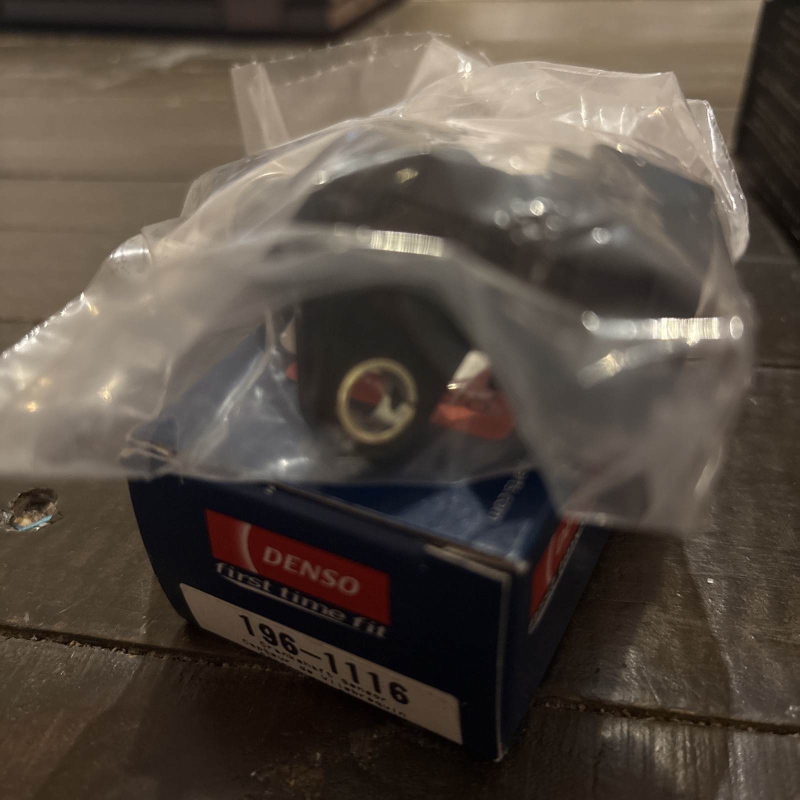 196-1116 Denso Crankshaft Position Sensor New for 4 Runner Toyota Camry Tacoma