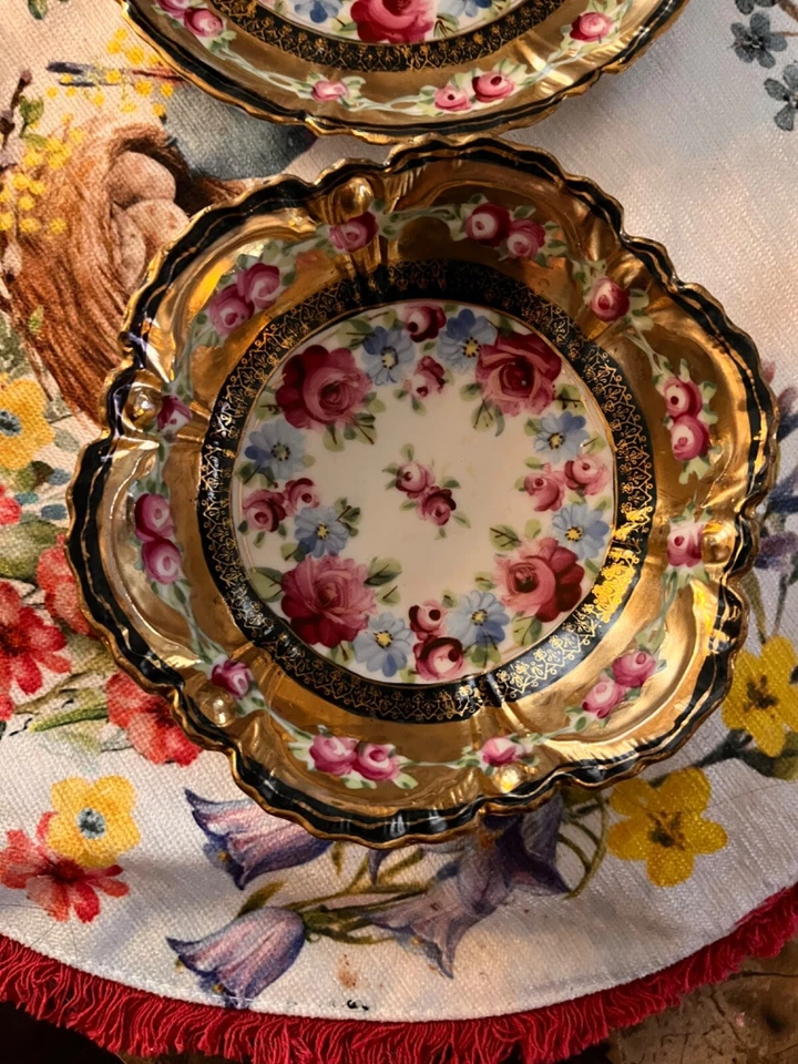 Antique Nippon Hand Painted Display Bowl Gold Trim Pink Flowers Roses over gold - Image 4 of 4