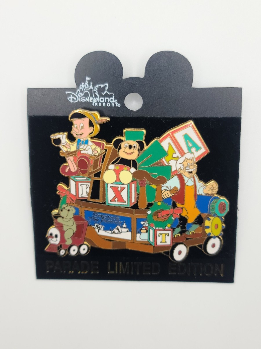 Disney Parks Holiday Medley　Y-5183 mqdefault.jpg