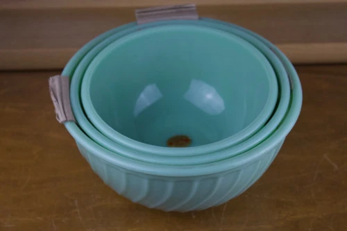 Jadeite Fire King 2000 3 pc Mixing Bowl Set with labels brand new