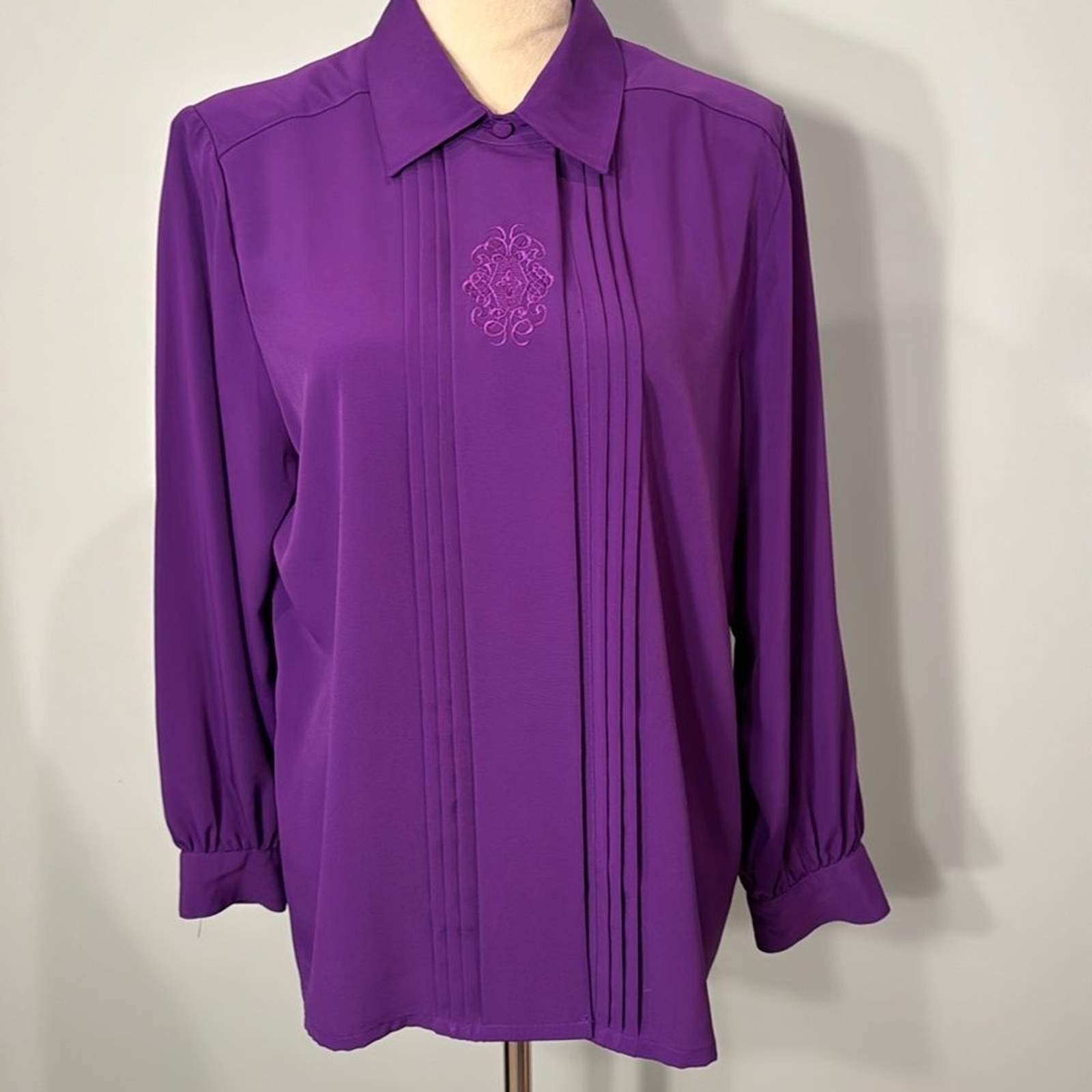 SAINT LAURENT Camicia vintage Yves St Clair viola ricamata taglia 12