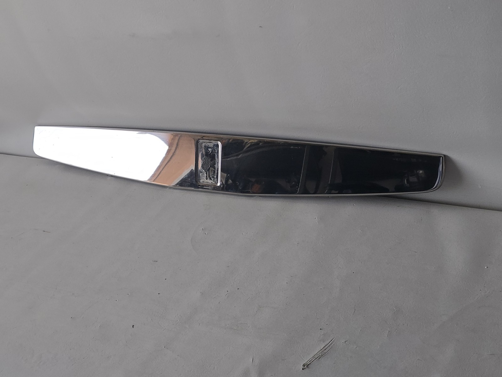  ROLLS ROYCE PHANTOM Front Finisher Upper Grille 51137227828 Genuine 