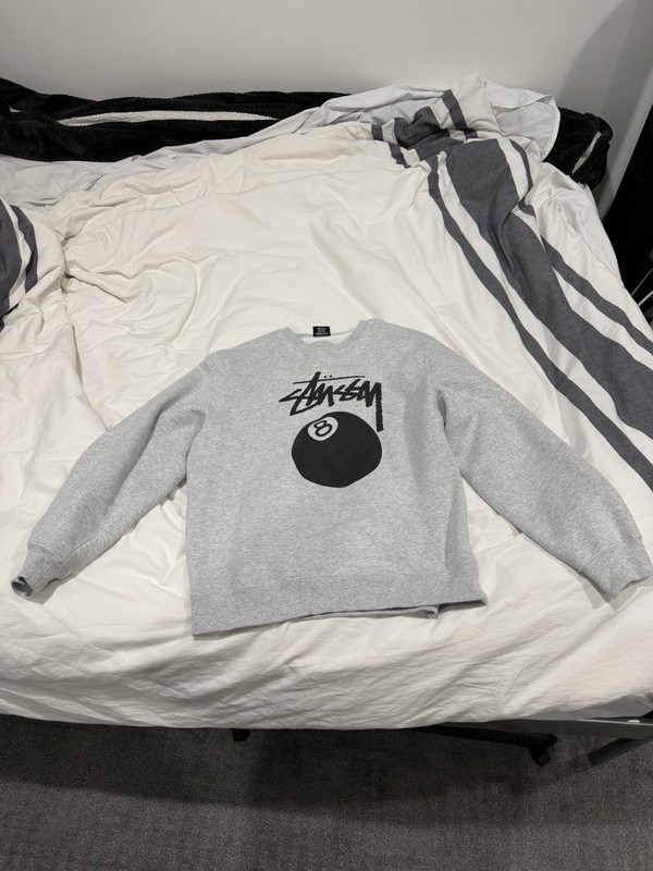 Stussy 8 Ball Grey Crewneck Sweatshirt Mens Size Small Perfect Condition